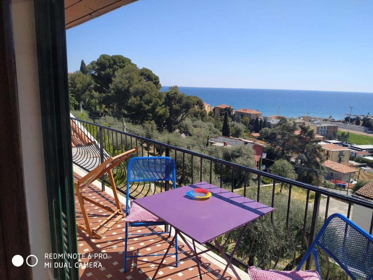 Апартаменти Mansarda Mare Bella Vista Citra Zero Zero Ottanta Trentuno Lt O738 Імперія Екстер'єр фото